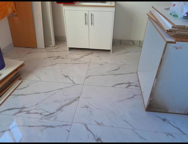 1 BEDROOM PROPERTY TO RENT IN NORTH BEACH